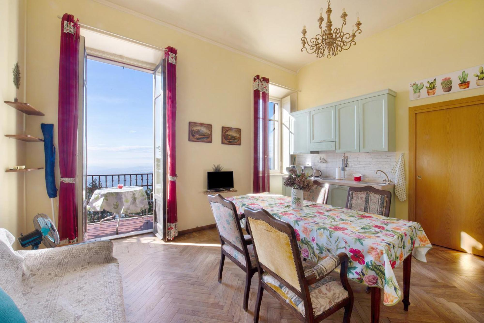 App Mughetto In Villa Marchello Brunate Εξωτερικό φωτογραφία