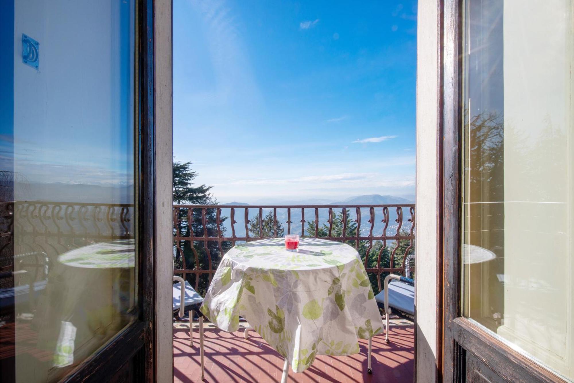 App Mughetto In Villa Marchello Brunate Εξωτερικό φωτογραφία