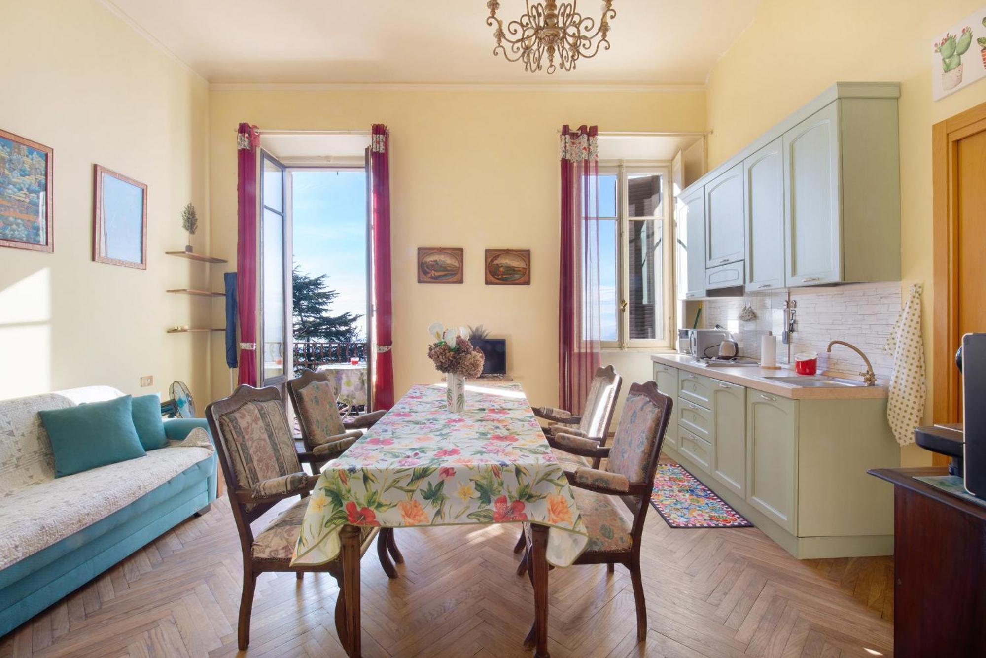 App Mughetto In Villa Marchello Brunate Εξωτερικό φωτογραφία